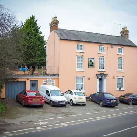 The Benbow Inn At Ruyton-Xi-Towns Exterior photo